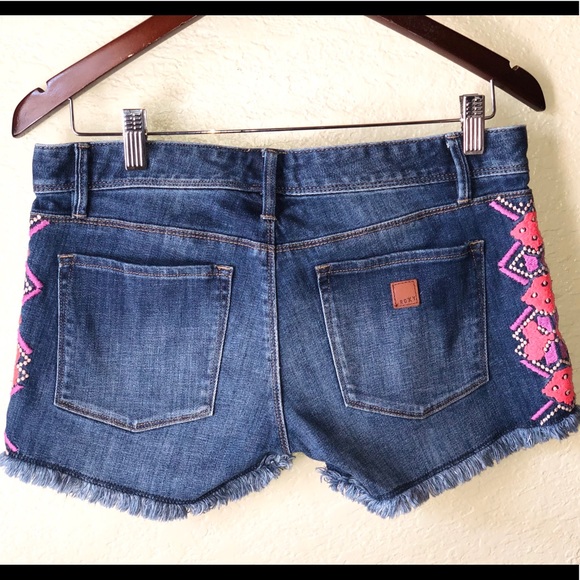 Roxy Embroidered Festival Tribal Roxy Shor… - Picture 3 of 8